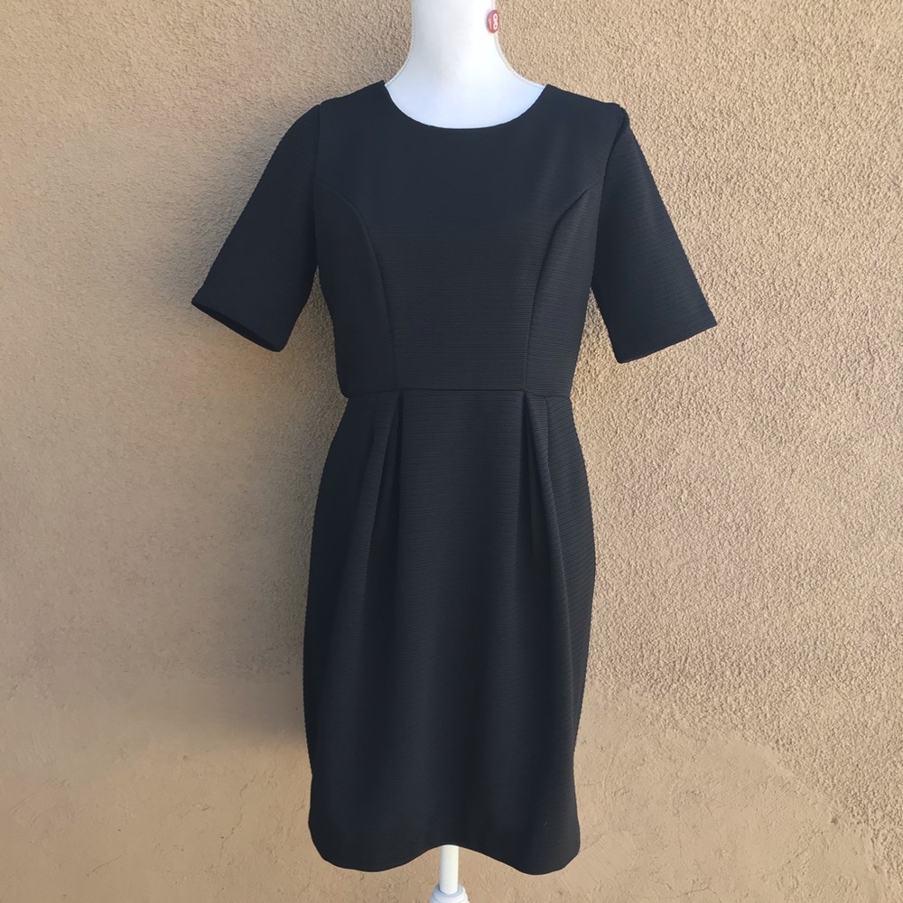 - The Limited black dress size M - Picture 2 of 8